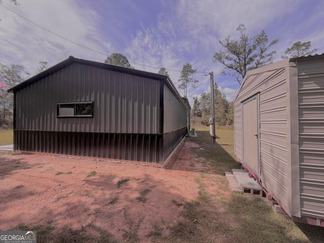 111 Dead River Road, Glenwood, GA 30428