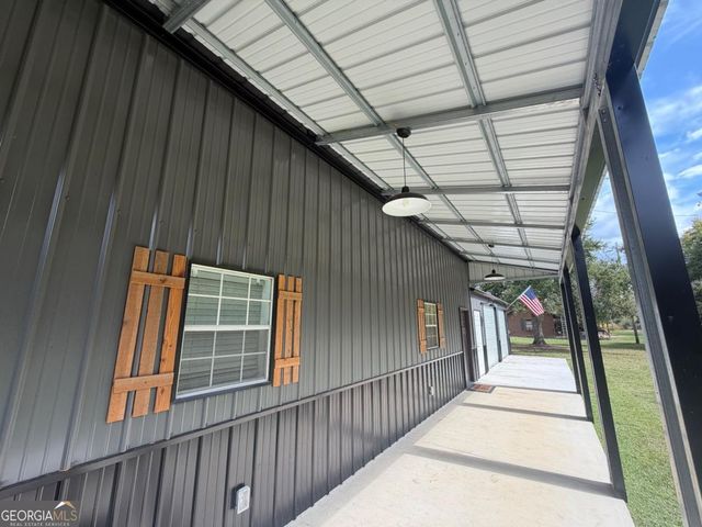 111 Dead River Road, Glenwood, GA 30428