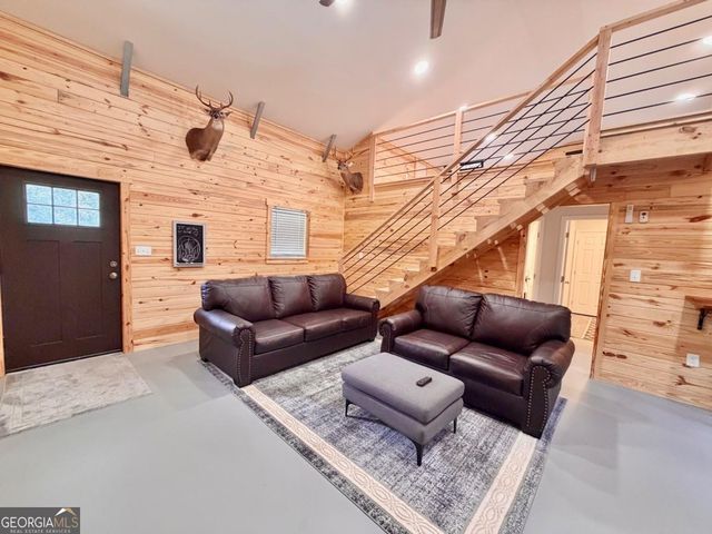 111 Dead River Road, Glenwood, GA 30428