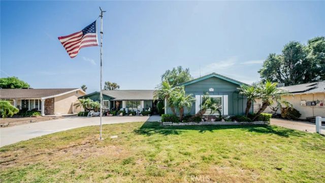 3696 BLUFF Street, Norco, CA 92860