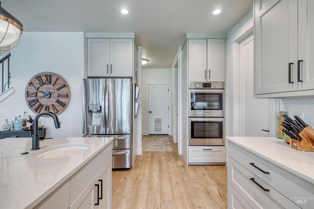 3308 W Miners Farm Dr, Boise, ID 83714