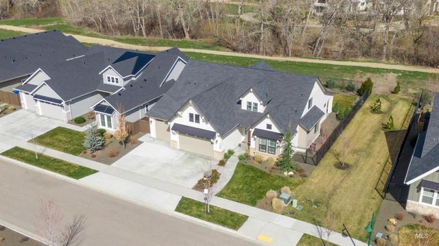 3308 W Miners Farm Dr, Boise, ID 83714