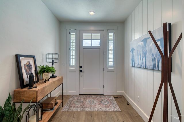 3308 W Miners Farm Dr, Boise, ID 83714