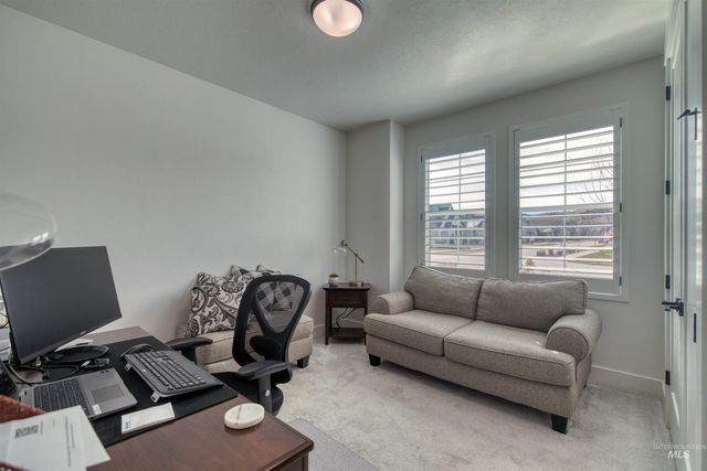 3308 W Miners Farm Dr, Boise, ID 83714