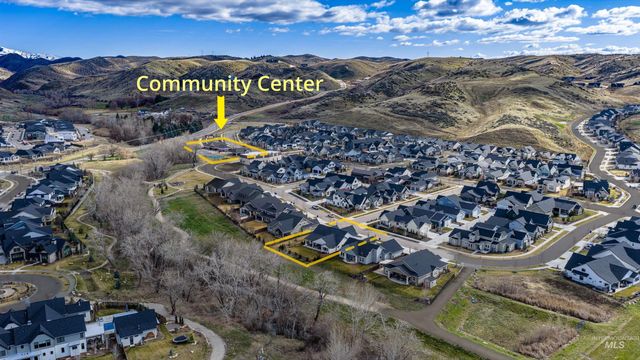 3308 W Miners Farm Dr, Boise, ID 83714