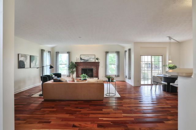 3193 Guffey Drive, Grove City, OH 43123