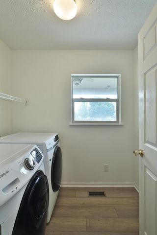 3193 Guffey Drive, Grove City, OH 43123