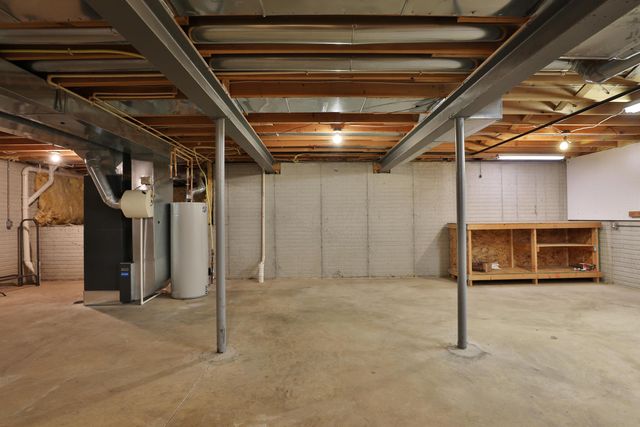 3193 Guffey Drive, Grove City, OH 43123