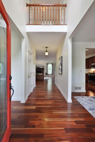 3193 Guffey Drive, Grove City, OH 43123