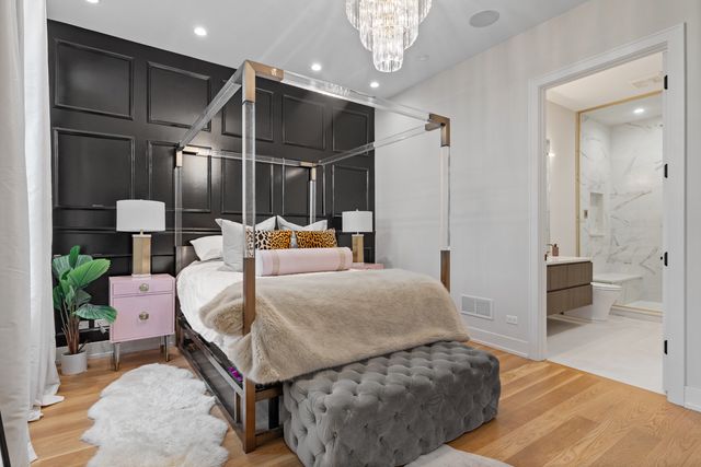 1938 W Augusta Boulevard 304, Chicago, IL 60622