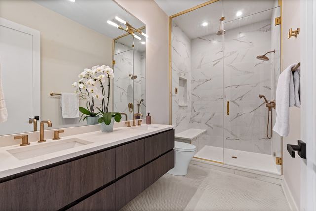 1938 W Augusta Boulevard 304, Chicago, IL 60622