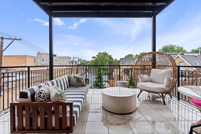 1938 W Augusta Boulevard 304, Chicago, IL 60622