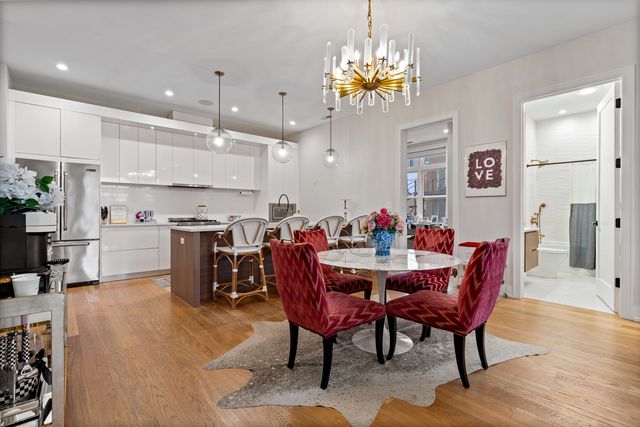 1938 W Augusta Boulevard 304, Chicago, IL 60622