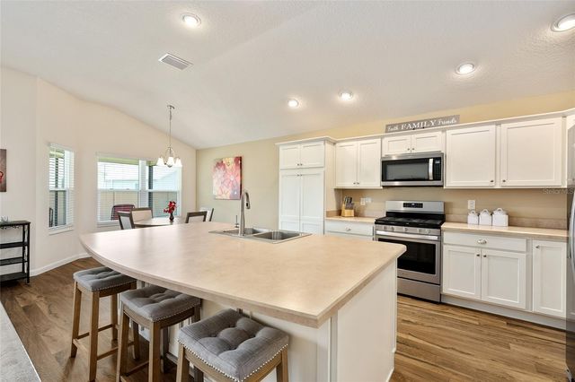 5511 HEAD WAY, The Villages, FL 32163