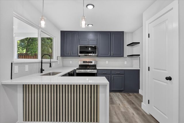501 Kent Drive, Lewisville, TX 75067