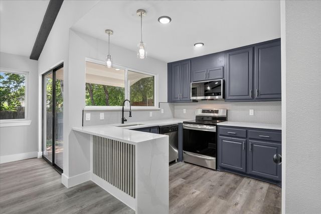 501 Kent Drive, Lewisville, TX 75067