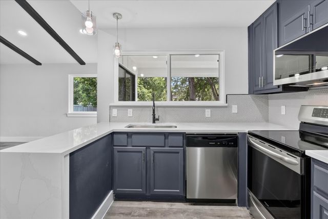 501 Kent Drive, Lewisville, TX 75067