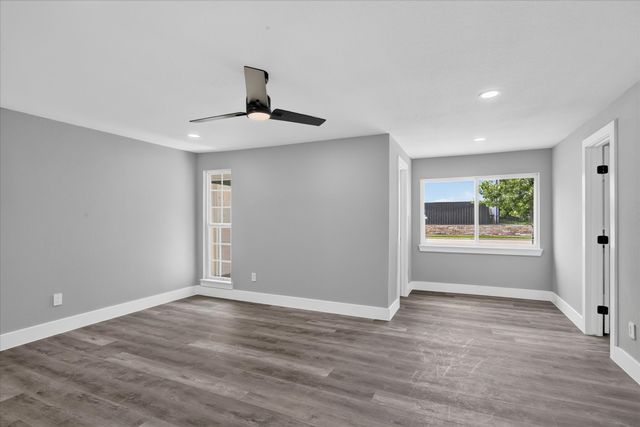 501 Kent Drive, Lewisville, TX 75067