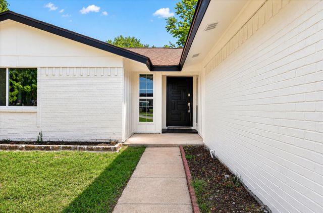 501 Kent Drive, Lewisville, TX 75067