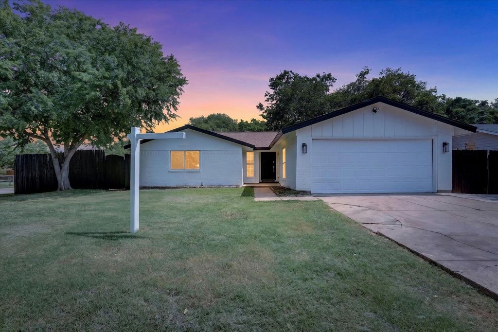 501 Kent Drive, Lewisville, TX 75067