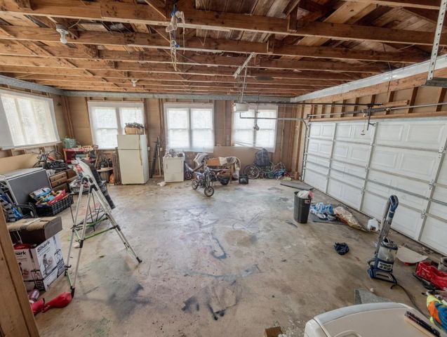 9262 N Highway 77, Lexington, TX 78947