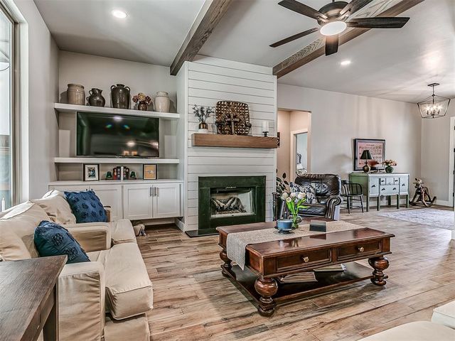 1815 Shaylee Lane, Choctaw, OK 73020