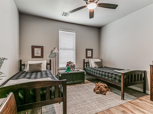 1815 Shaylee Lane, Choctaw, OK 73020