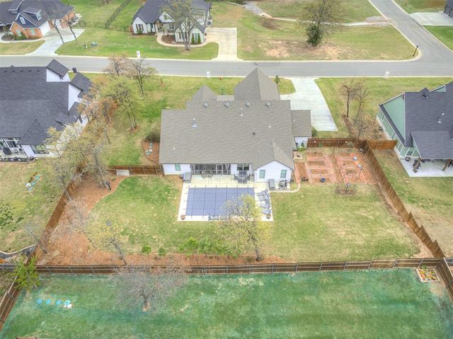 1815 Shaylee Lane, Choctaw, OK 73020
