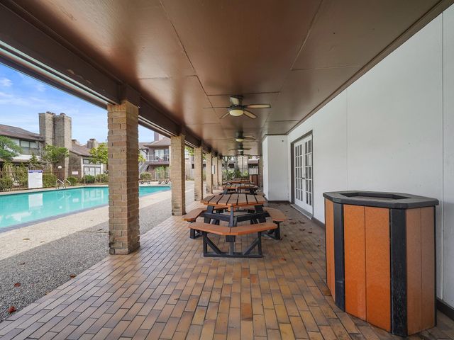 6633 W Airport Boulevard 1106, Houston, TX 77035