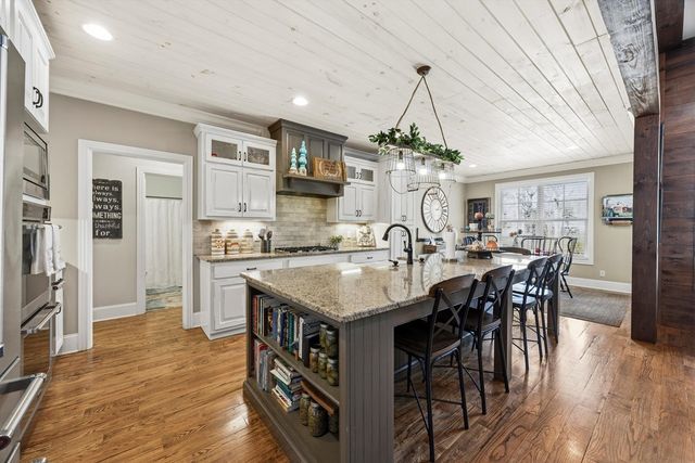 2025 Enclave Drive, Rocky Face, GA 30740