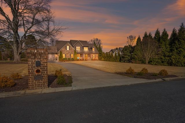 2025 Enclave Drive, Rocky Face, GA 30740