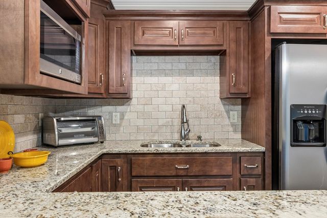 2025 Enclave Drive, Rocky Face, GA 30740