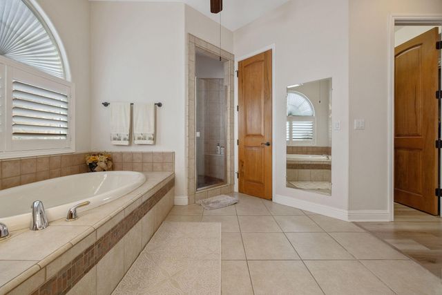 729 St Thomas Court, Exeter, CA 93221