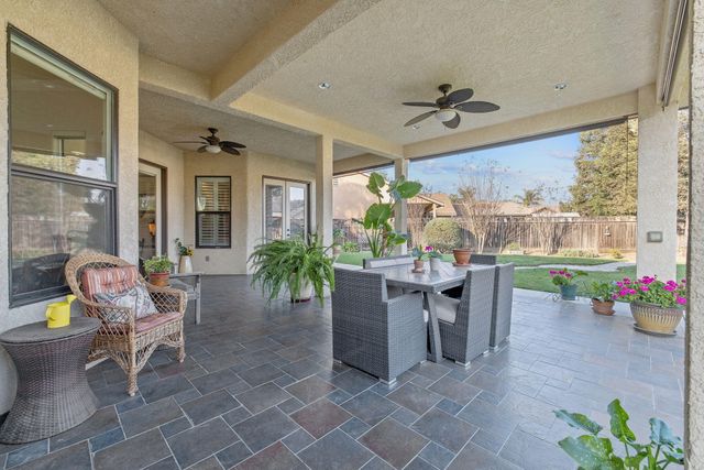 729 St Thomas Court, Exeter, CA 93221