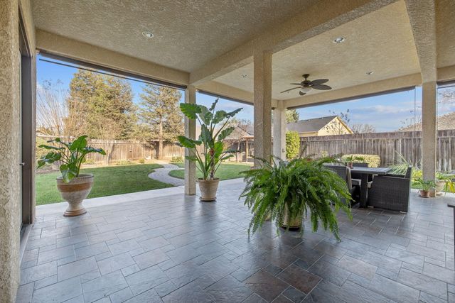 729 St Thomas Court, Exeter, CA 93221