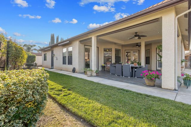 729 St Thomas Court, Exeter, CA 93221