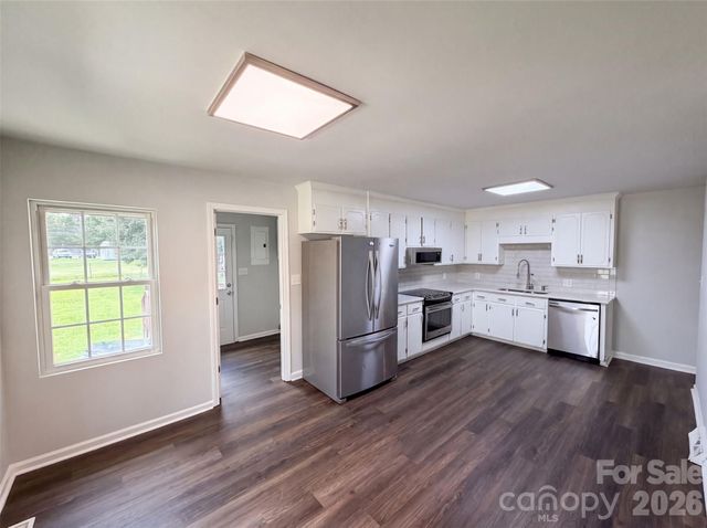 642 Lancer Court NW, Concord, NC 28027