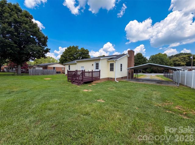 642 Lancer Court NW, Concord, NC 28027