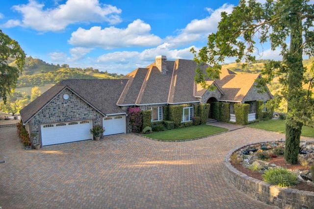 2315 Rockwood Ranch Road, Morgan Hill, CA 95037