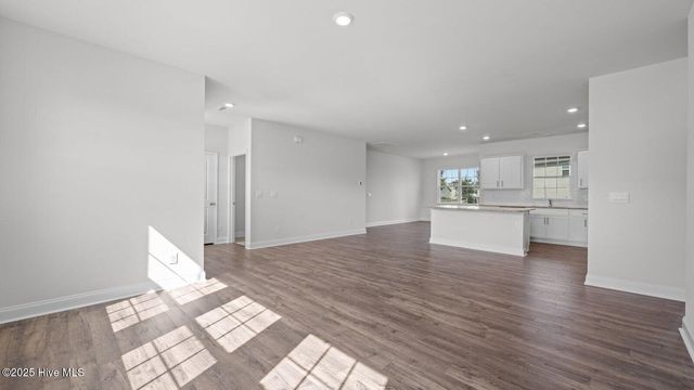 245 Lake Tyler Drive, New Bern, NC 28560