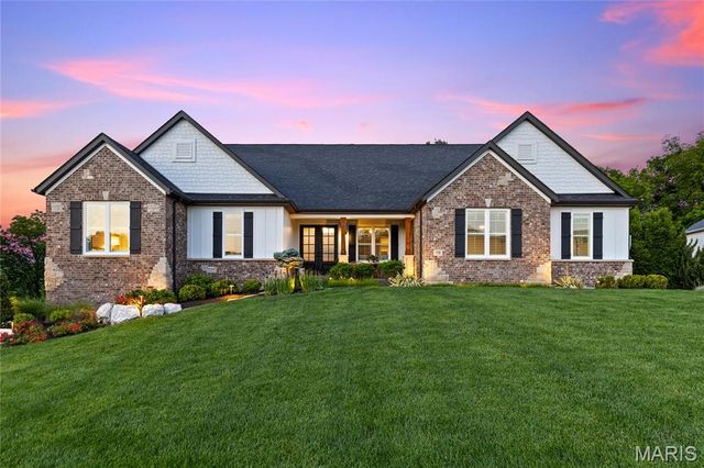 110 Westleigh Manor Drive, Wentzville, MO 63385