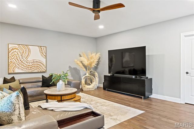 110 Westleigh Manor Drive, Wentzville, MO 63385