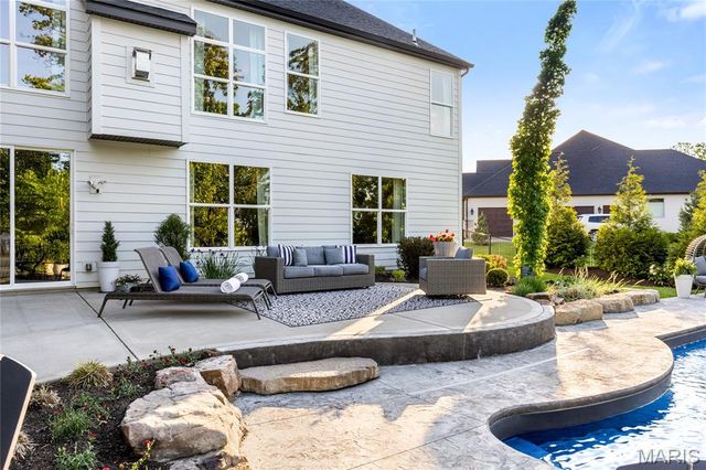 110 Westleigh Manor Drive, Wentzville, MO 63385