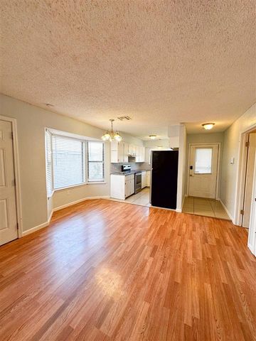 2711 NE Euclid, Lawton, OK 73507