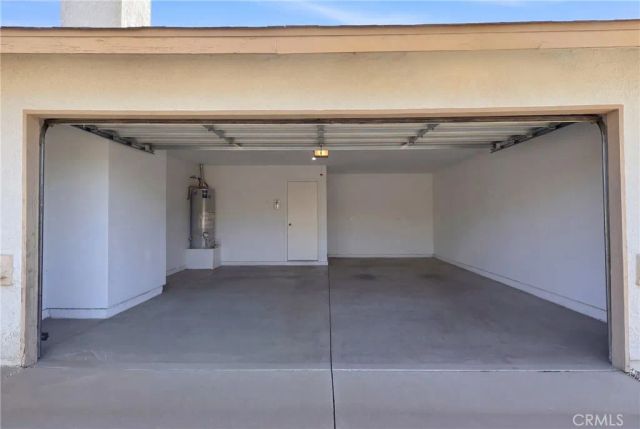 13475 Apple Blossom, Apple Valley, CA 92308