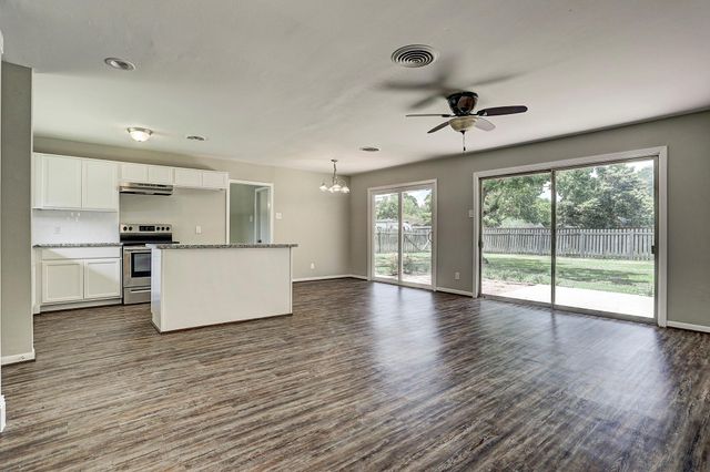 1803 Jones Street, Rosenberg, TX 77471