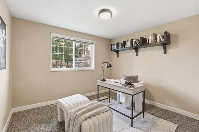 323 E Eleventh St, Deer Park, WA 99006