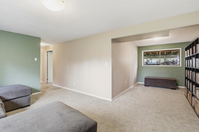 323 E Eleventh St, Deer Park, WA 99006