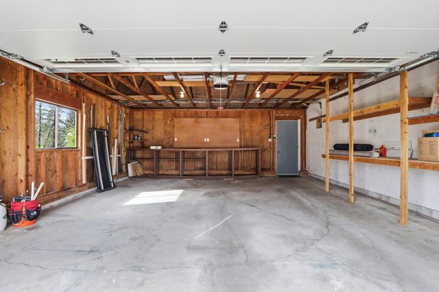 323 E Eleventh St, Deer Park, WA 99006