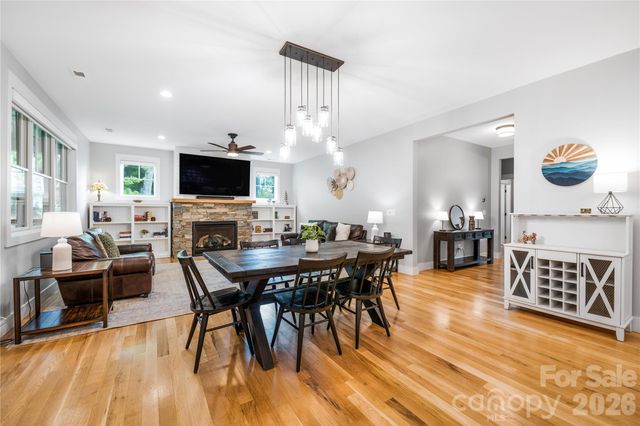 9 Ashe Park Circle, Asheville, NC 28806